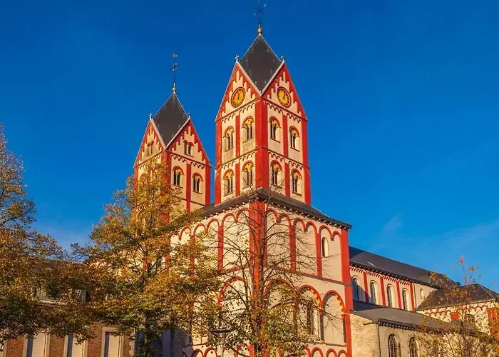 Elegance&sweetness Of Life In Liège