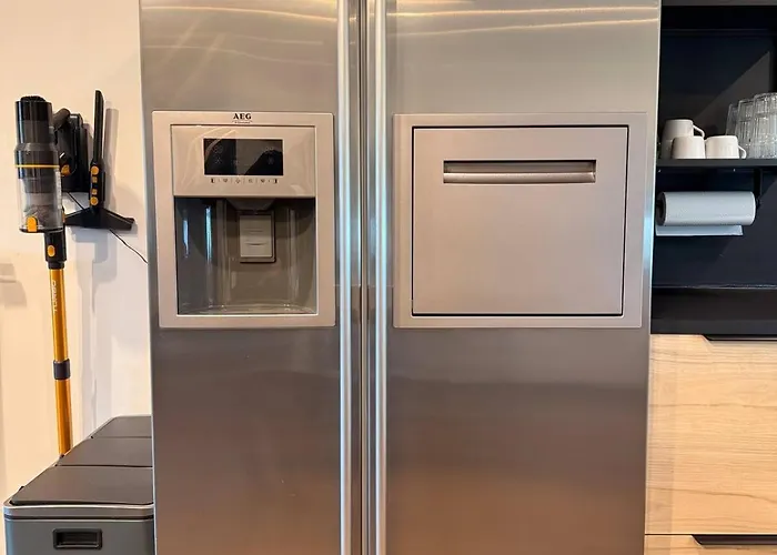 Elegance&sweetness Of Life In Liège